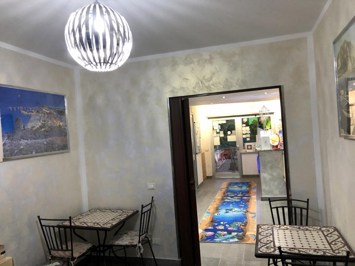 Bed and Breakfast Il Giardino Di Adriana Terracina Zewnętrze zdjęcie