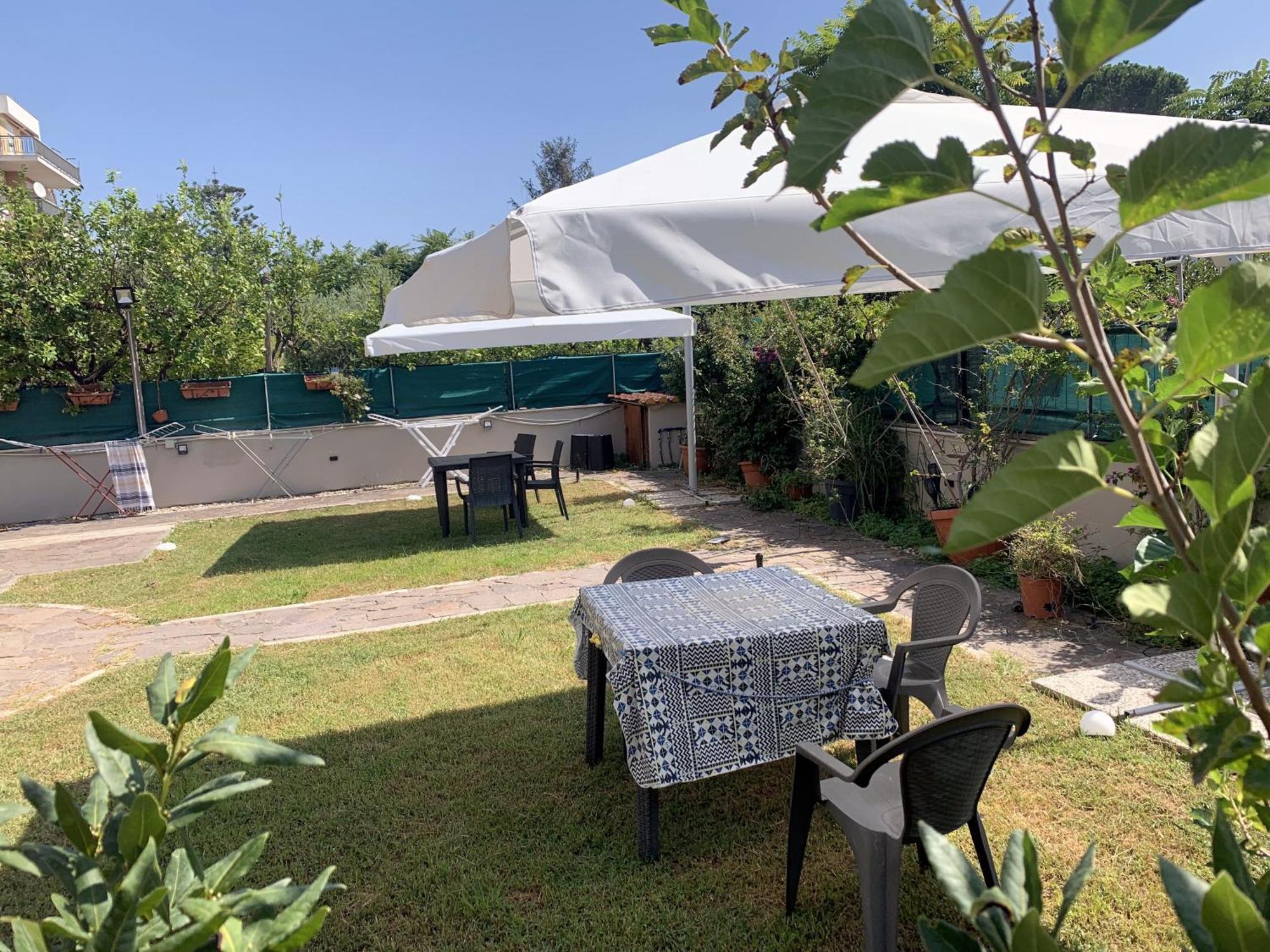 Bed and Breakfast Il Giardino Di Adriana Terracina Zewnętrze zdjęcie